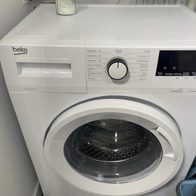 T3 spacieux avec 2 places de parking gratuites - Apartamento de 2 dormitorios - 20