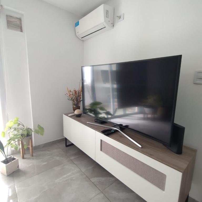 Depto Edificio Faro Plaza Rivadavia - Apartamento de 1 dormitorio - 10