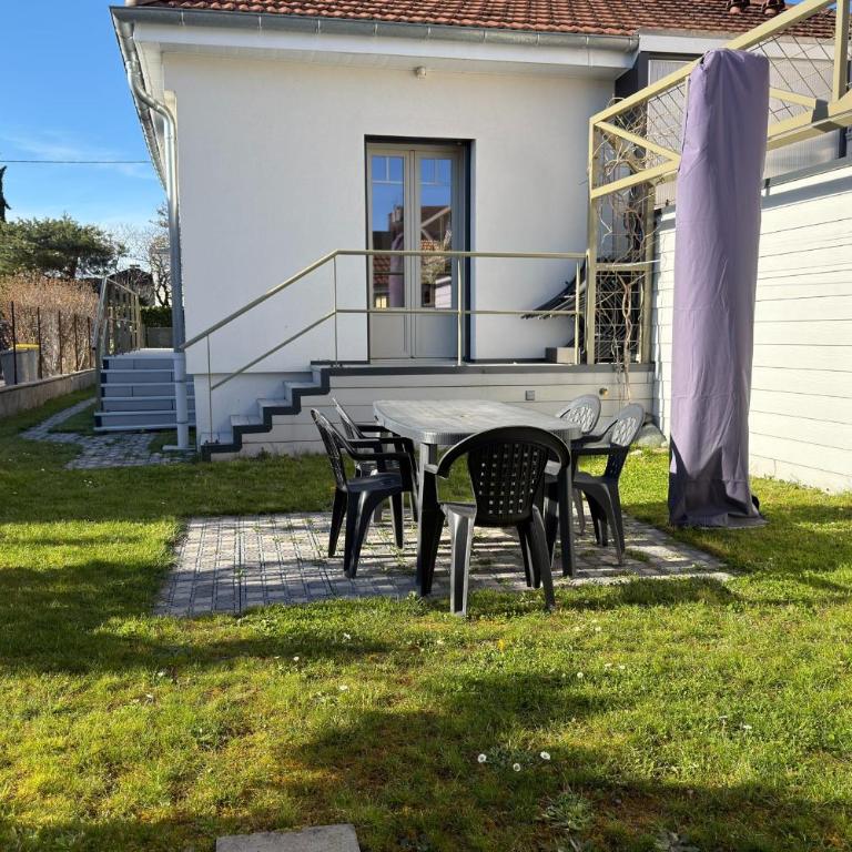 Maison avec jardin 4 pers Proche lac Léman & centre - Maison 2 Chambres - 29