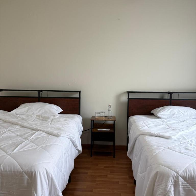 Casa Iris - Double Room with Private Bathroom - 4