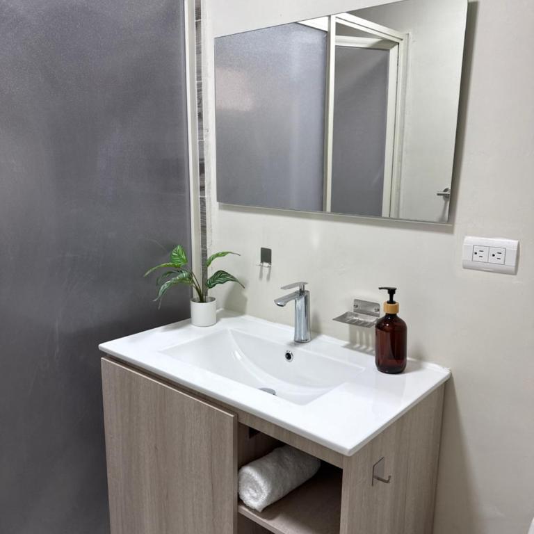Casa Iris - Standard Double or Twin Room - 4