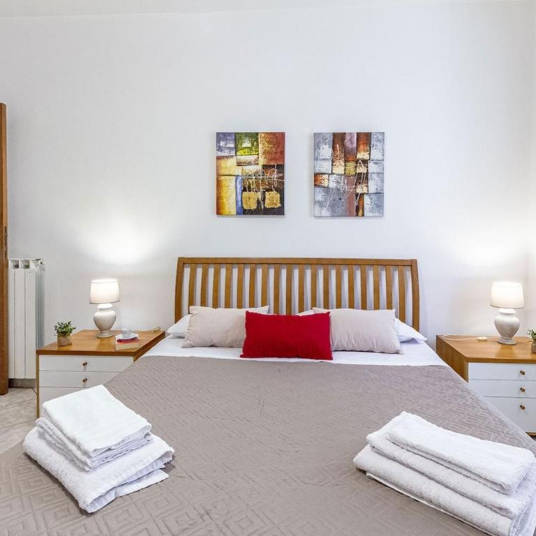 NURAS - MaMi Home 5min from the beach - Three-Bedroom Deluxe Apartment - 18