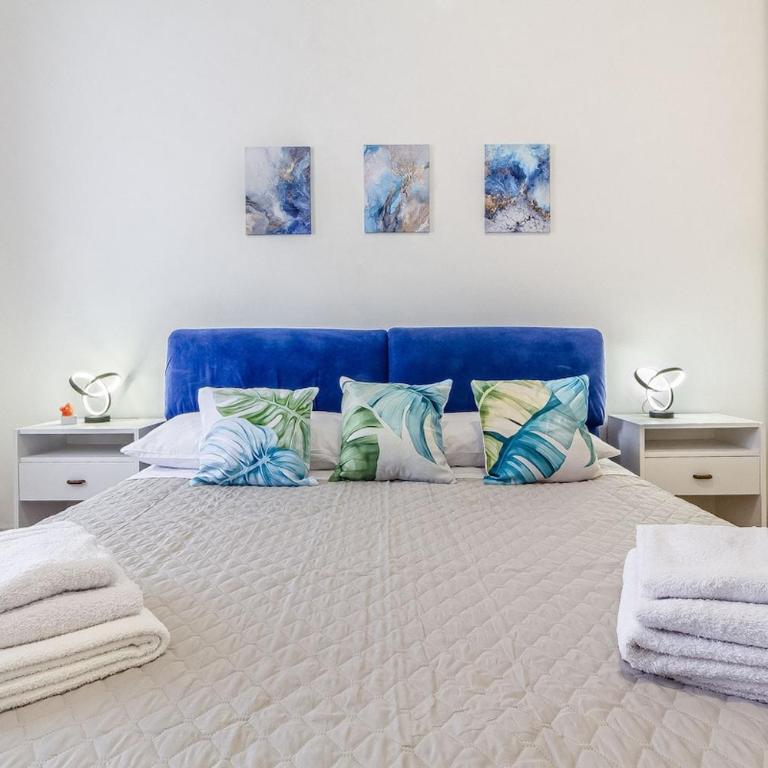 NURAS - MaMi Home 5min from the beach - Three-Bedroom Deluxe Apartment - 27