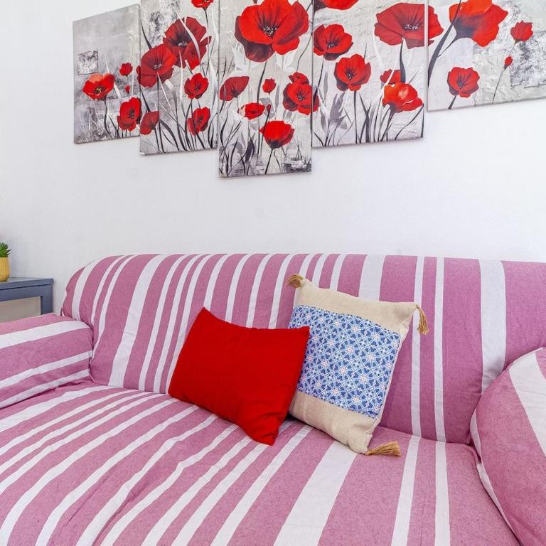 NURAS - MaMi Home 5min from the beach - Three-Bedroom Deluxe Apartment - 8