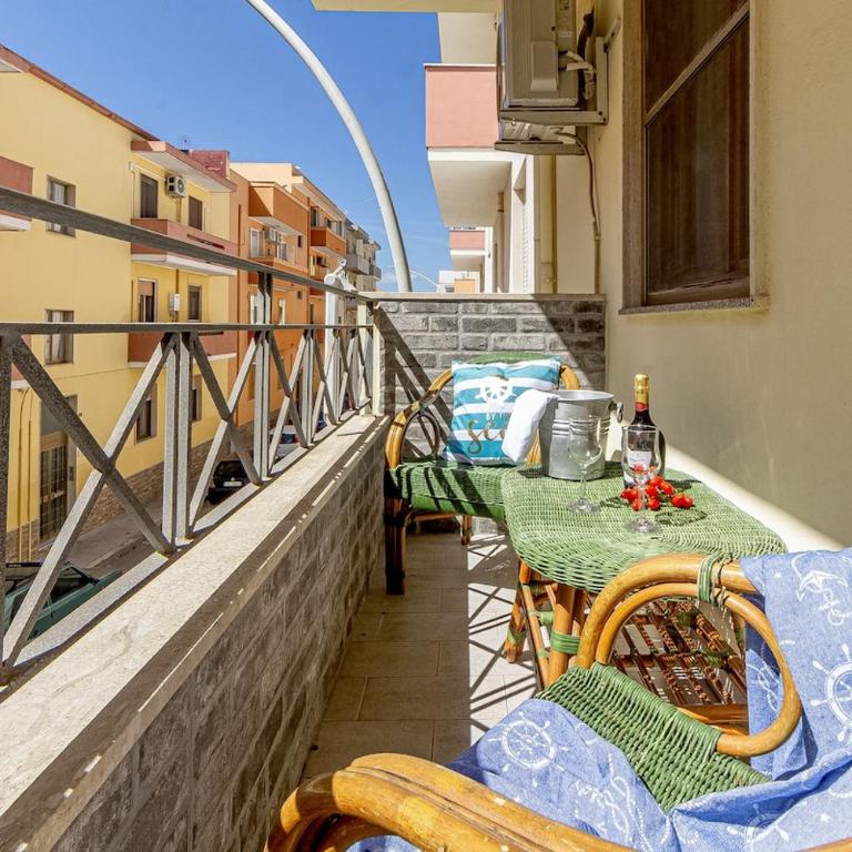 NURAS - MaMi Home 5min from the beach - Three-Bedroom Deluxe Apartment - 14