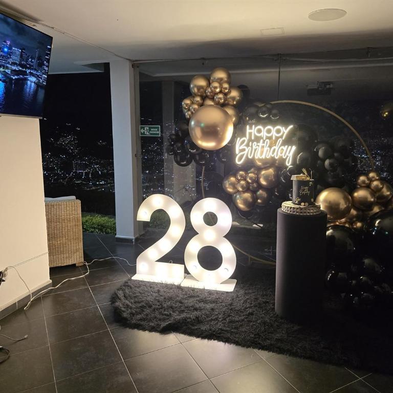 Glass Mansion Breathtaking 180 Panoramic View - Villa - 10