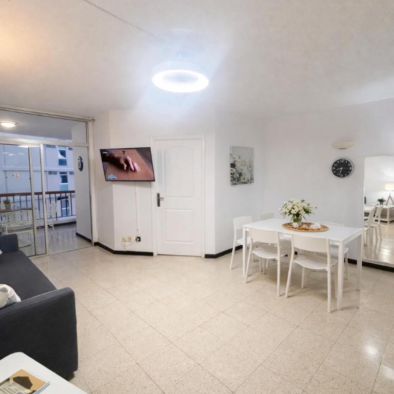 Apartamento con Vistas al Mar - Apartamento de 1 dormitorio - 2