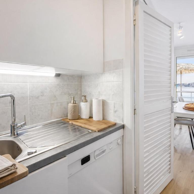 Le Crystal - Vue Mer & Accès Plage - Parking Privé - Apartamento con vistas al mar - 13
