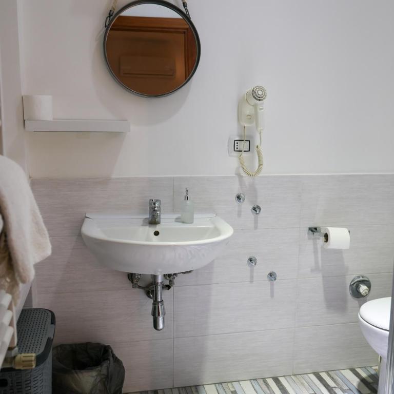 Laetitia guest house116 - Suite Matrimoniale Standard - 4