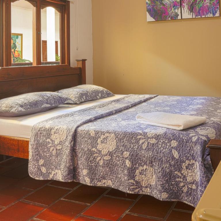 Hotel Balcones del Parque - Habitación con cama grande - 1