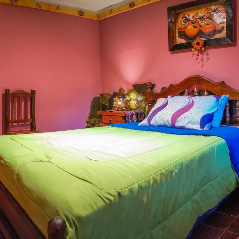 Hostel Copacabana La Quiaca - Double Room with Shared Bathroom - 8