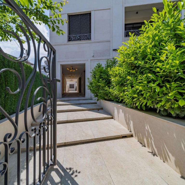Dedinje Luxury Apartment with Spa & Garage - Apartman sa 2 Spavaće Sobe - 3