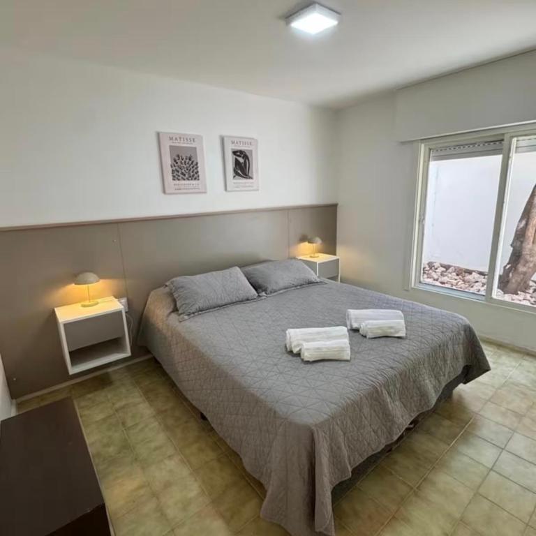 Dpto, 2 dormitorios con patio, Silencioso, Céntrico, COCHERA - Apartamento - 6