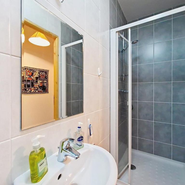 Grand duplex proche Super Châtel - FR-1-693-129 - Apartment - 11