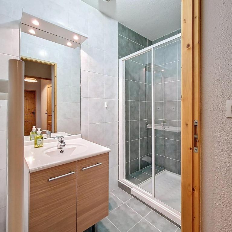 Grand duplex proche Super Châtel - FR-1-693-129 - Apartment - 13
