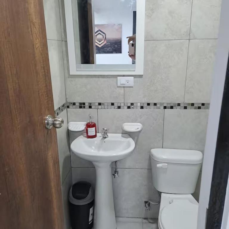 Hotel Chemy - Double Room with Private Bathroom - 5