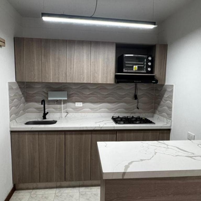 Loft en Lombardia a pasos de la Circunvalar - Apartamento de 1 dormitorio - 5