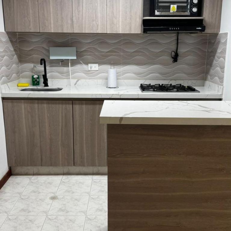 Loft en Lombardia a pasos de la Circunvalar - Apartamento de 1 dormitorio - 19