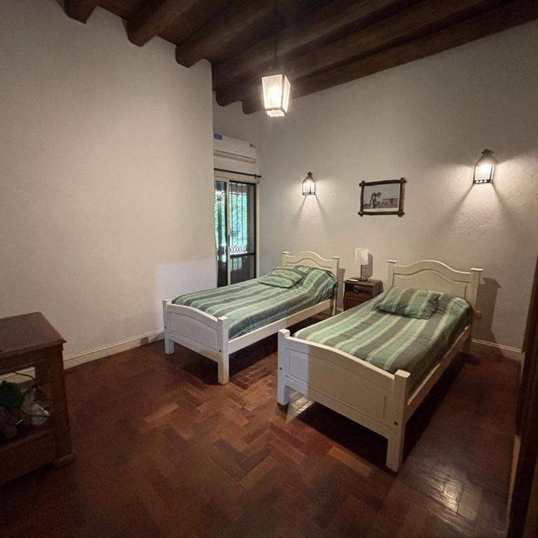 La casita en el parque - Five-Bedroom House - 17