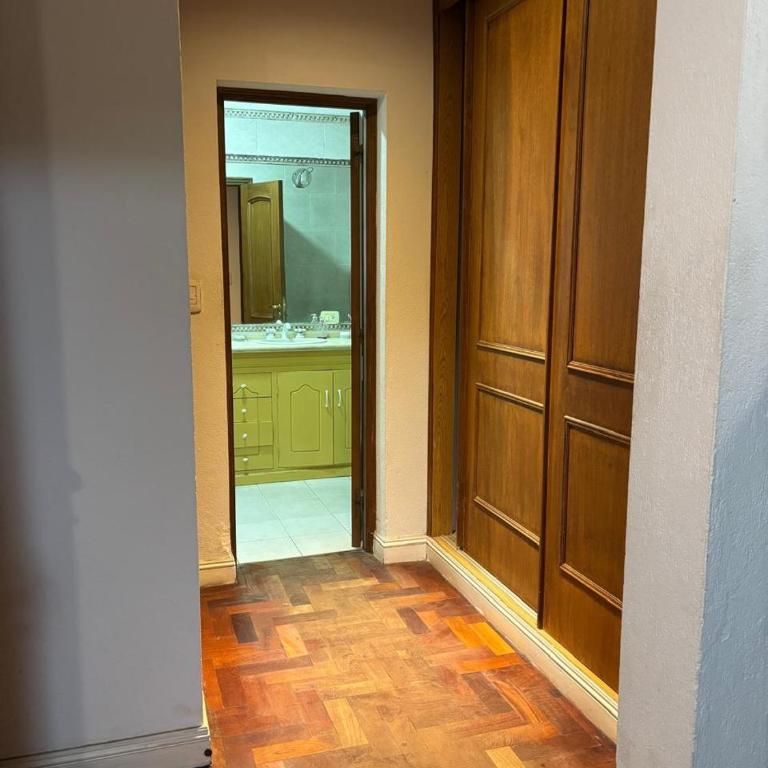 La casita en el parque - Five-Bedroom House - 20