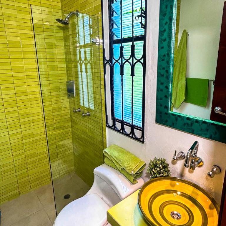 Piscina privada exclusiva pregunta servicio de apoyo doméstico - Casa - 18