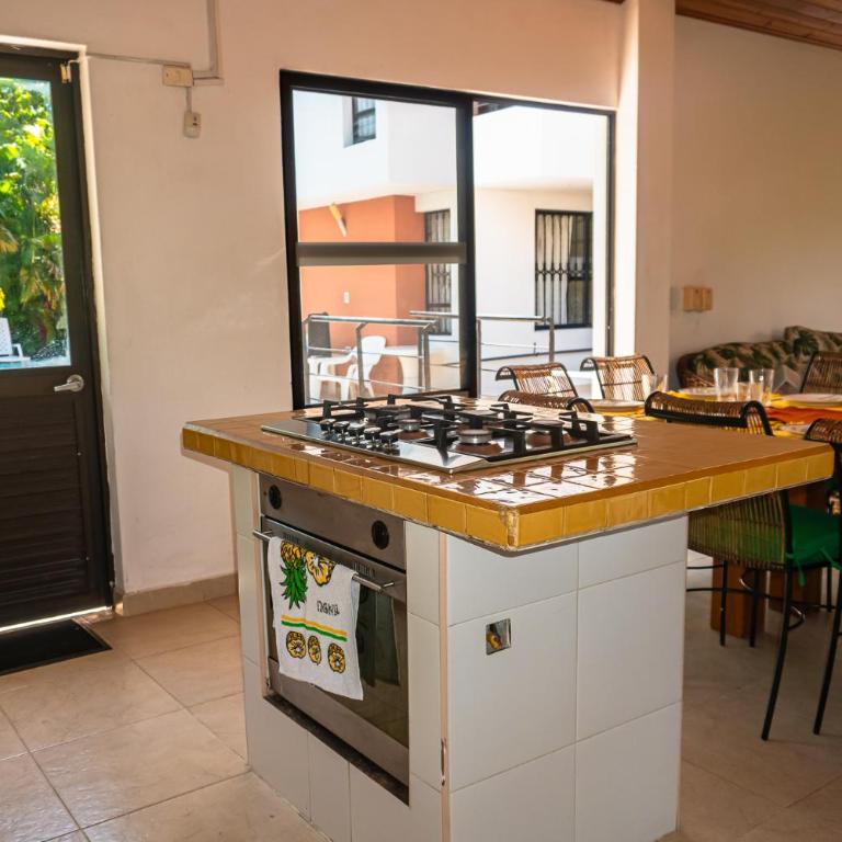 Piscina privada exclusiva pregunta servicio de apoyo doméstico - Casa - 33
