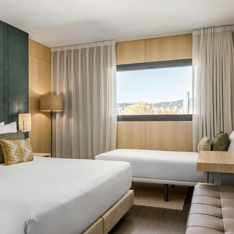 AC Hotel Sants by Marriott - Standard Triple, Guest room, 1 King - 1