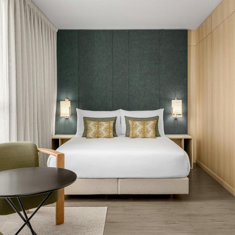AC Hotel Sants by Marriott - Standard Queen, Guest room, 1 Queen - 2