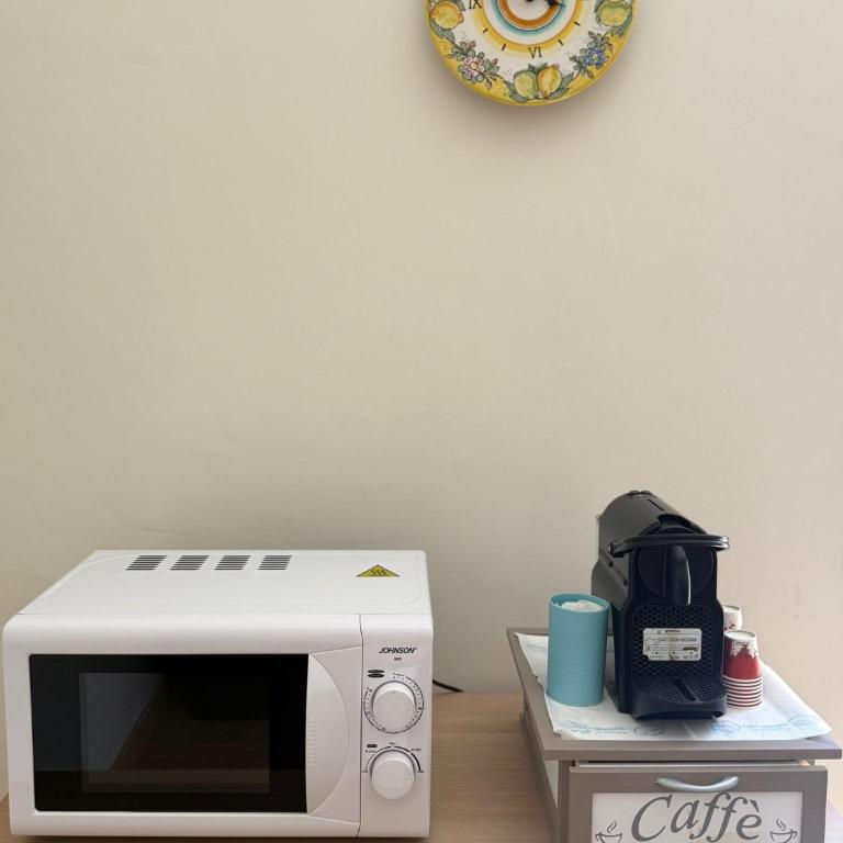 Caroline's Home - Camera Matrimoniale Deluxe con Balcone - 17