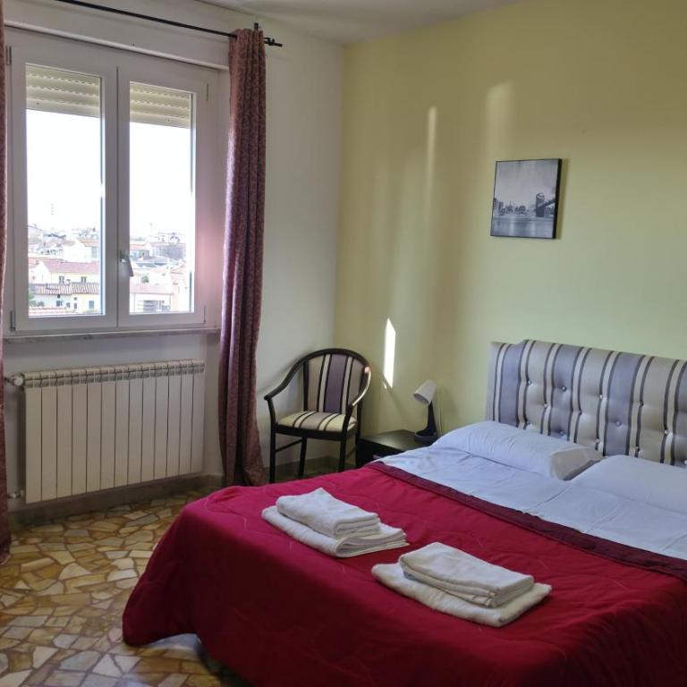 Hope Apartment - Deluxe Room with shared bathroom - 4
