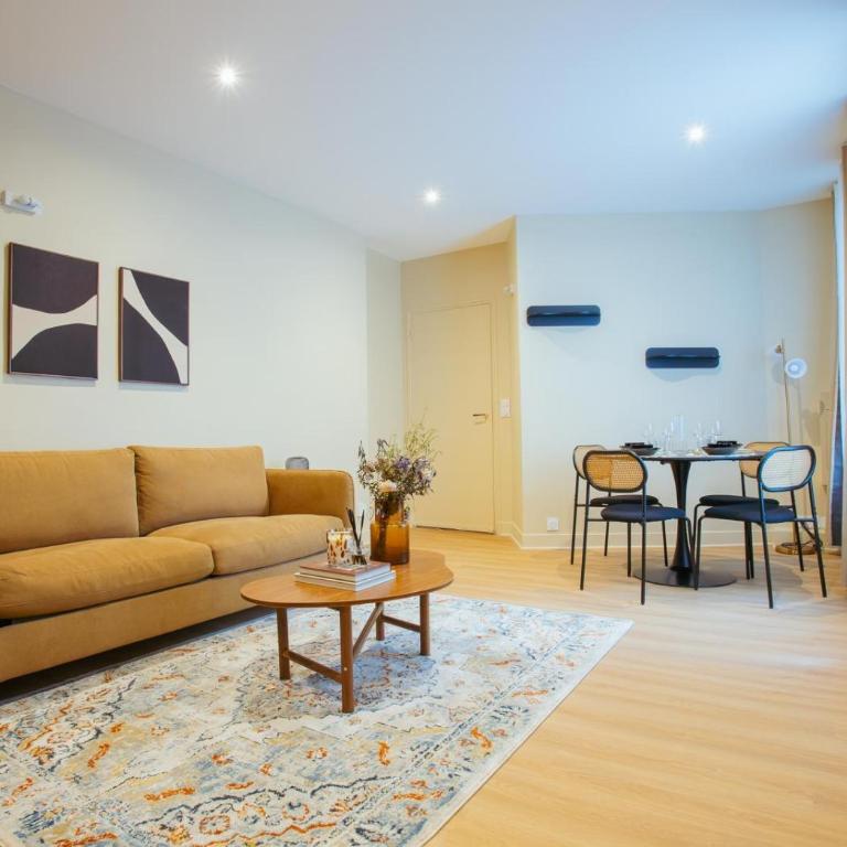 1 Chambre Sacré Cœur - Ascenseur - Calme - Appartement avec Douche - 8