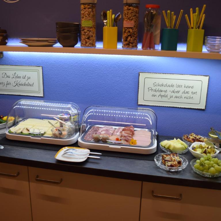 Gästehaus Sabina- Frühstückspension, Bed & Breakfest - Doppelzimmer mit Terrasse - 14