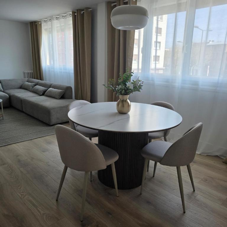 Appartement proche de la gare - Apartment mit 2 Schlafzimmern - 10