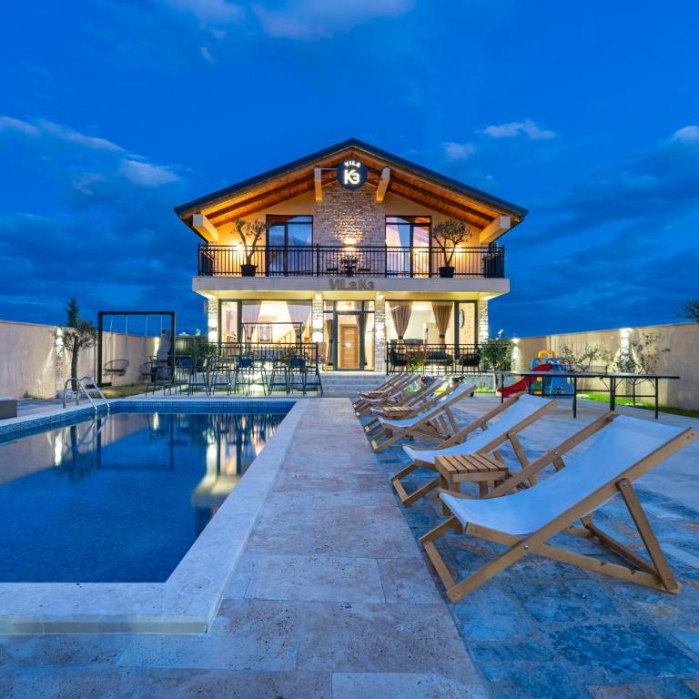 VILA K3 Podgorica - Three-Bedroom Villa - 1
