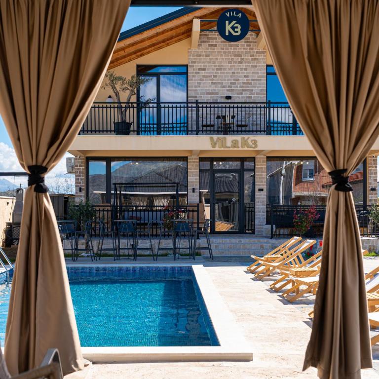 VILA K3 Podgorica - Three-Bedroom Villa - 20