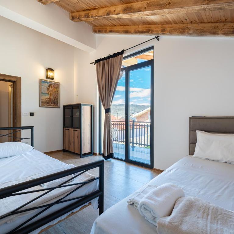 VILA K3 Podgorica - Three-Bedroom Villa - 7
