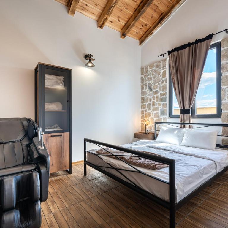 VILA K3 Podgorica - Three-Bedroom Villa - 6