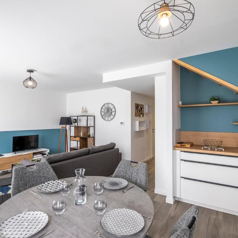 Maison toute équipée, tout confort, 2 salles d'eau - Maison 3 Chambres - 14