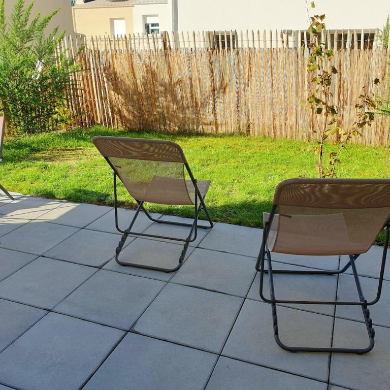 Maison toute équipée, tout confort, 2 salles d'eau - Maison 3 Chambres - 25