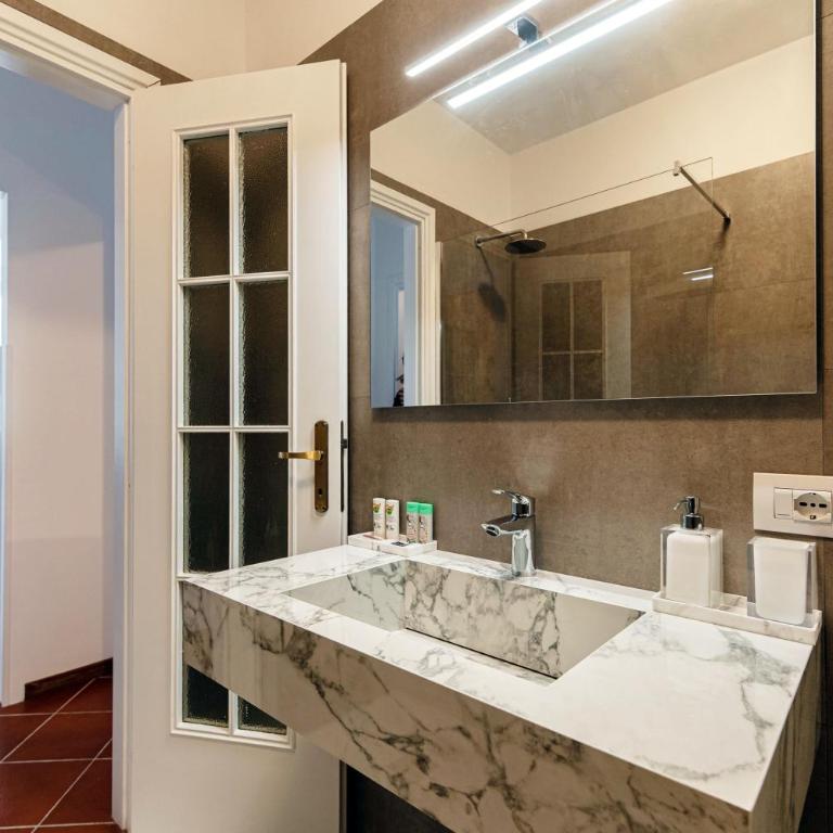 Casa Azalea - Appartamento con 2 Camere da Letto e Vista Lago - 35