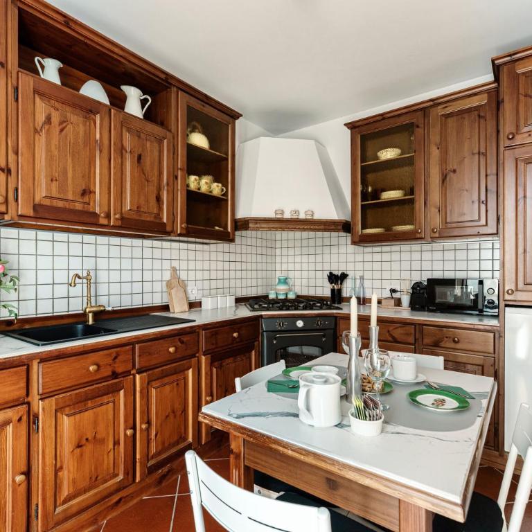 Casa Azalea - Appartamento con 2 Camere da Letto e Vista Lago - 12