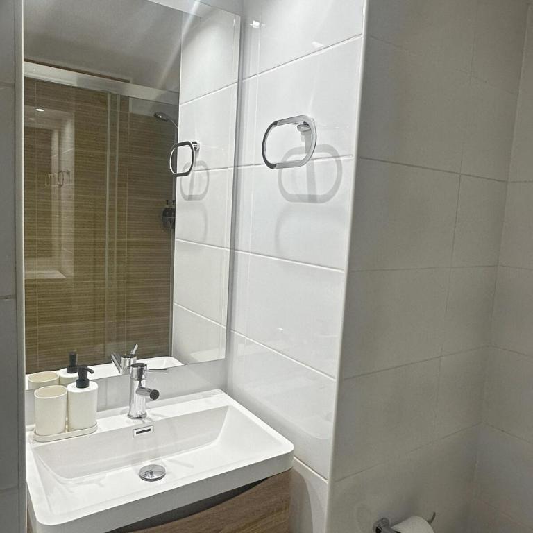Modern apartment, comfortably equipped, good location - Apartamento de 1 dormitorio - 10
