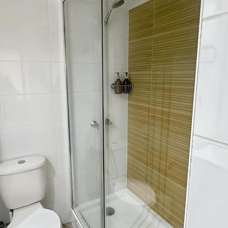 Modern apartment, comfortably equipped, good location - One-Bedroom Apartment - 11