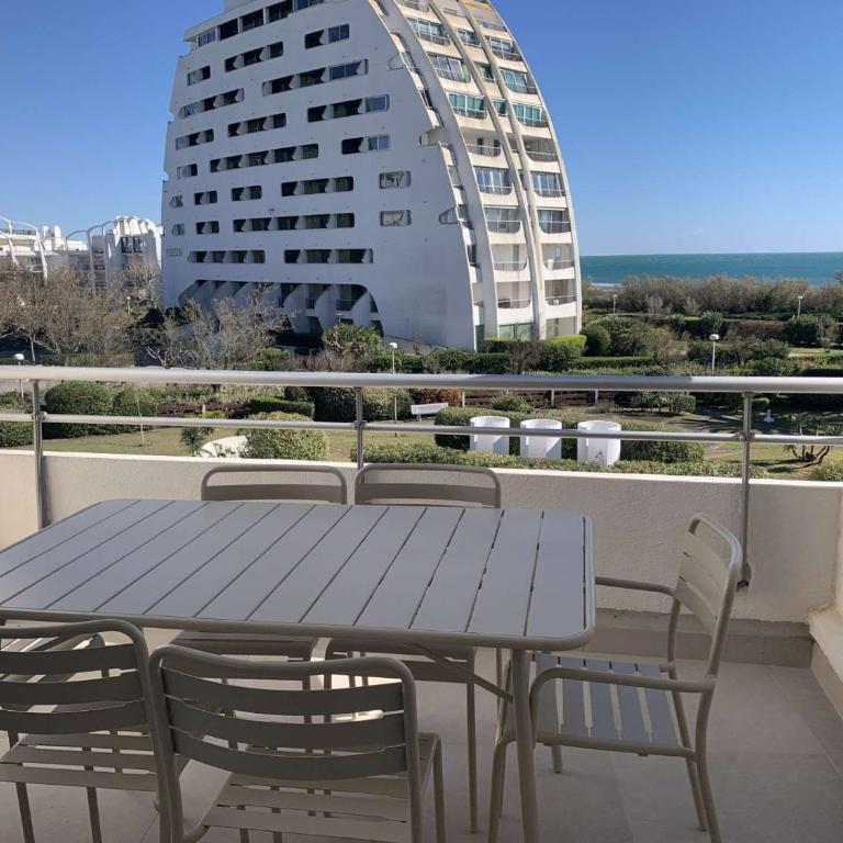 Studio cabine en front de mer, quartier calme, parking privé - FR-1-328-152 - Studio - 2
