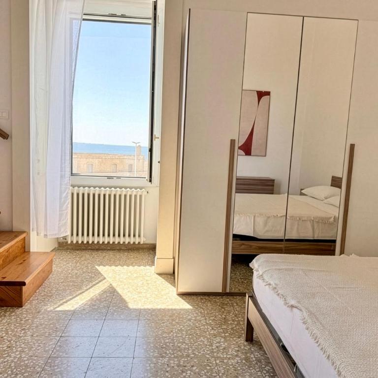 Le Camere sul Golfo - Quadruple Room with Sea View - 3