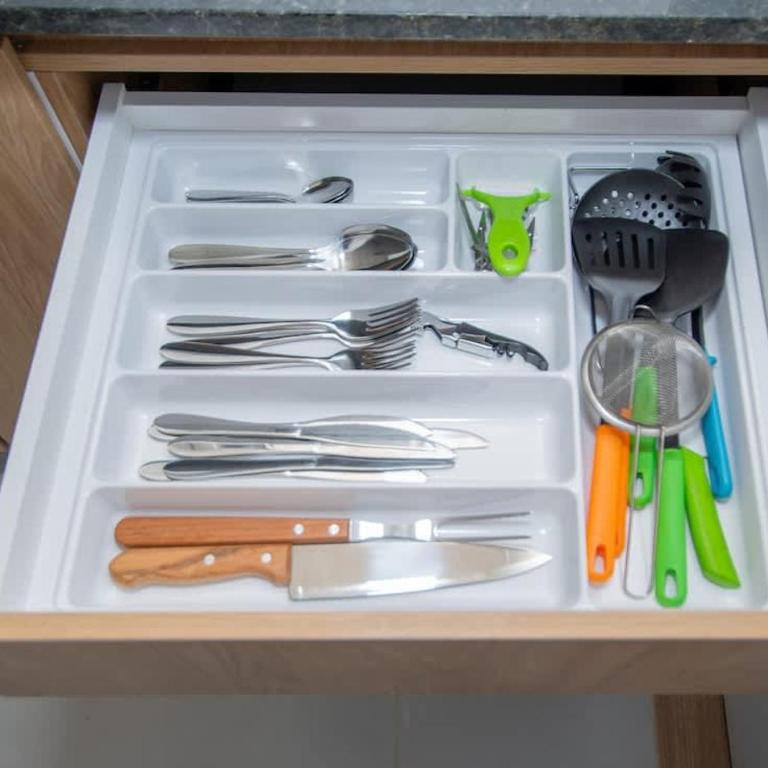 Modern 1BR Walk to Malls Gym Pool & City View - Apartamento - 18