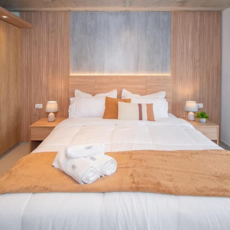 Elegant City Oasis Designer 1BR Apartment - Apartment - 23