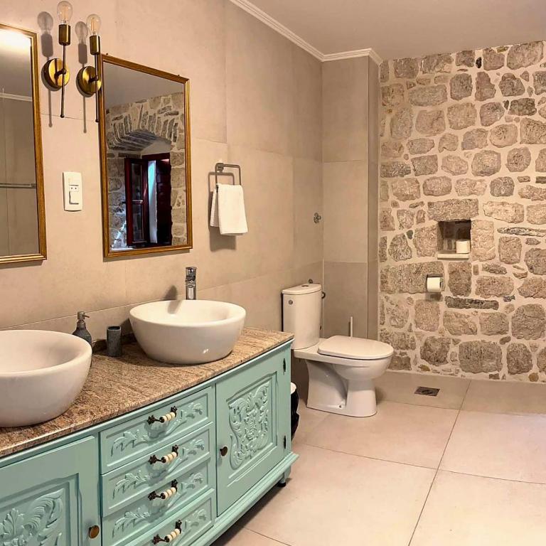 Stone House 264 Beachfront Villa with Private Beach - Villa - 60