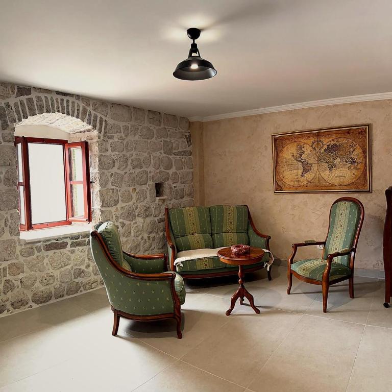Stone House 264 Beachfront Villa with Private Beach - Villa - 72