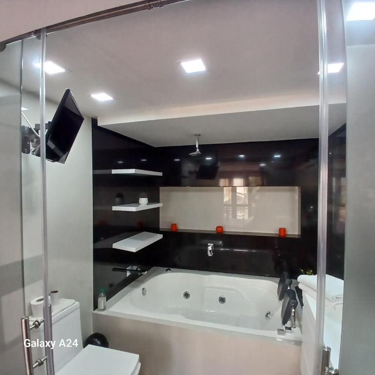 Hotel con parquedero centro de santa rosa - Apartamento - 7